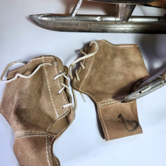 Daoust Canada Vintage Speed Skates Mens 9 Dunnes Lake Placid Blades incl. liners - Picture 13 of 16